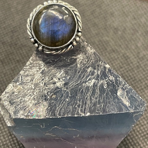 Sterling Silver Labadorite Ring - Picture 7 of 8